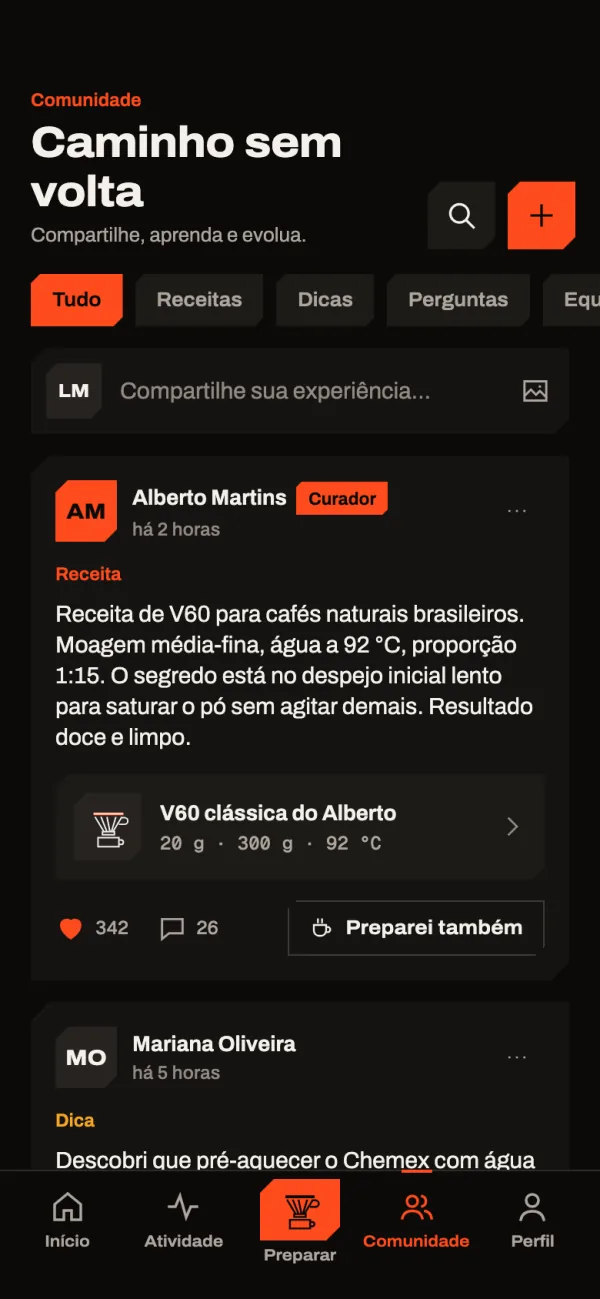 Feed da comunidade com abas Tudo, Receitas, Dicas e Perguntas e um post de receita de V60.